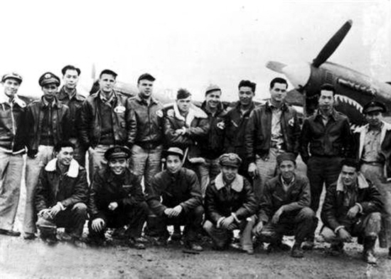 group photo of Flying Tigers in Guilin