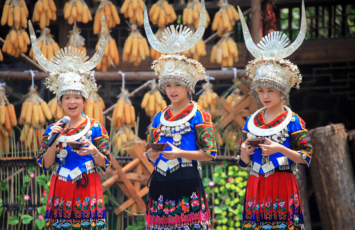 Ethenic minority in the villages