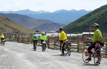 Southwest China Bike Tour at Yunnan province