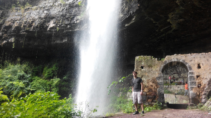 Qingjiangtian Waterfall, Guests with us to the waterfall,