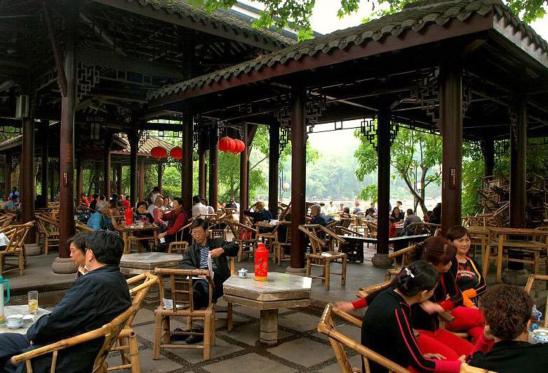 Have tea at Chengdu People’s Park