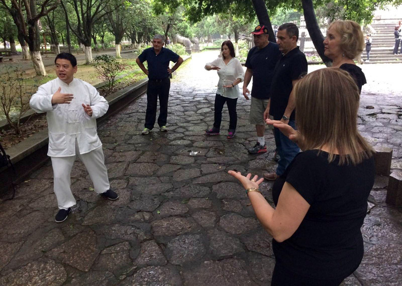 Chinese Taiji lesson in Yangshuo