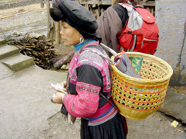 Long-haired Yao ladies at Huangluo Village, Longsheng Guilin