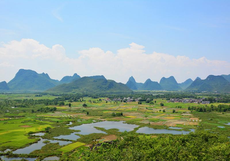 Huixian Wetland Park in Guilin