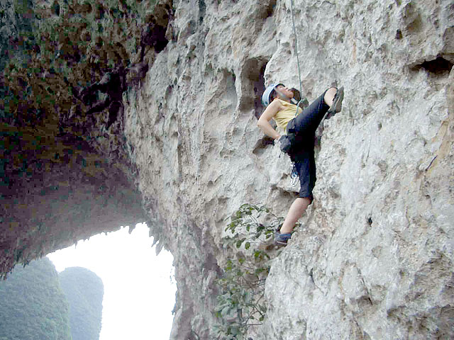 Moon Hill Rock Climbing,Yangshuo