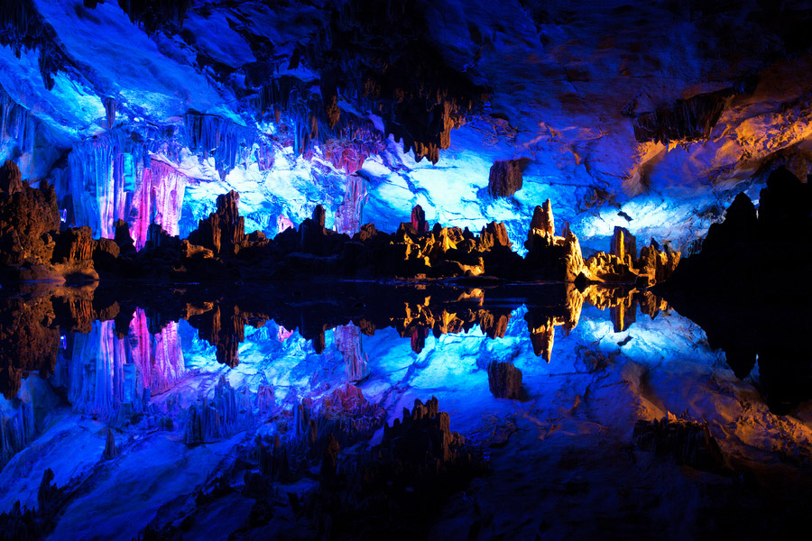 Reed Fltue Cave,Guilin Attraction