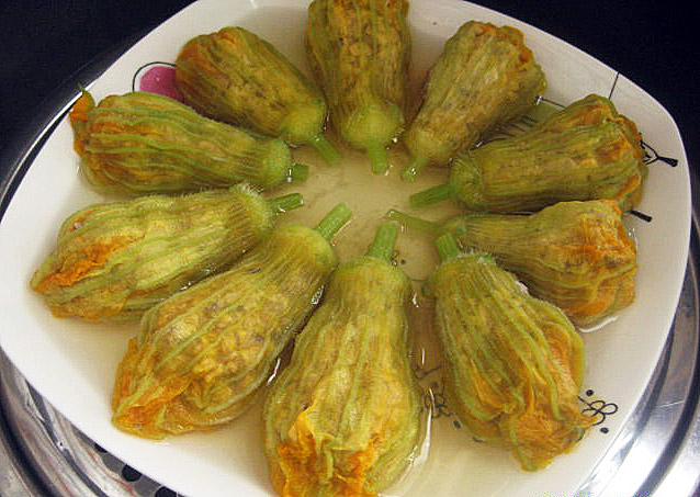 Stuffed Pumpkin Flowers,Yangshuo China